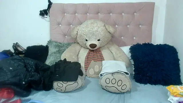 Negrabig Adlı Modelin Canlı XXX Sohbeti