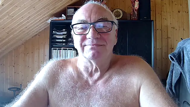 Živý XXX chat biggandybig