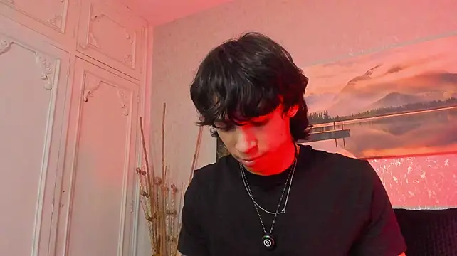 Czat XXX na żywo – Tyler_durten