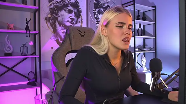 KattyWilden Live XXX chat