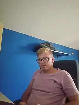 Chat +18 de blondeboy92 ao vivo
