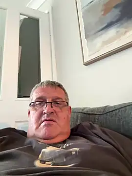 Chat XXX ao vivo de Daddystrokes4u