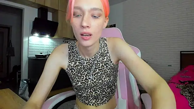 _Alice_Kitty Chat XXX in diretta