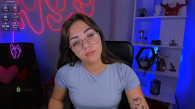 kiki_swan Adlı Modelin Canlı XXX Sohbeti