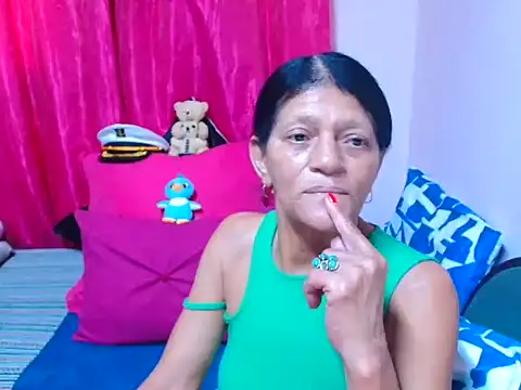 sluttyrox 现场XXX聊天