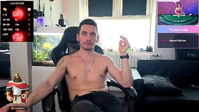 Онлайн чат XXX Rayzel_White