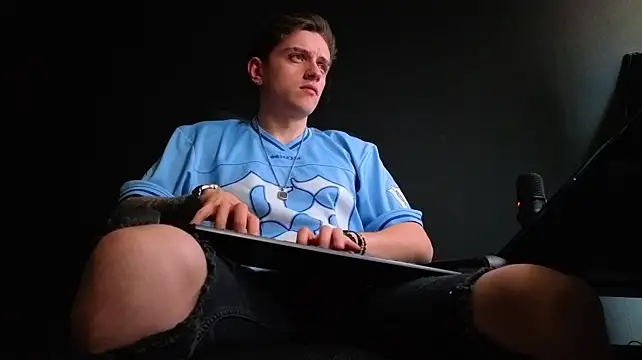 FelixStarkk Chat XXX live