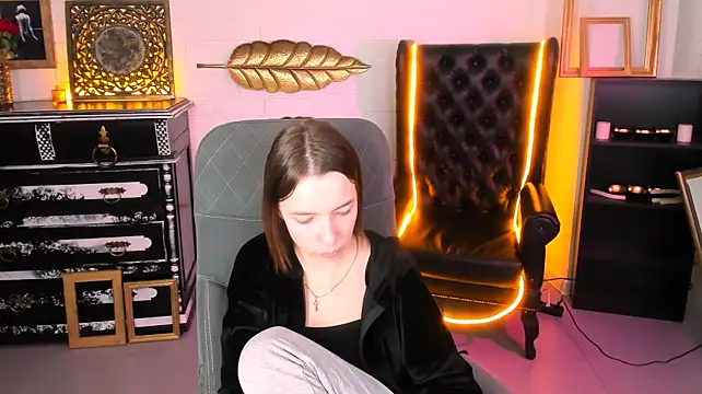ElzaMadison Chat XXX live