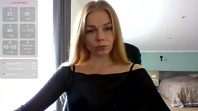 Tina5394 élő XXX-chatje