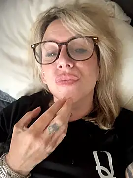 دردشة blondebitch2 الج نسية المباشرة