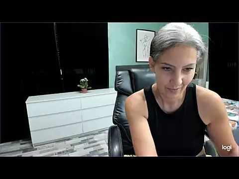 LexxxyDiamond XXX чат на живо