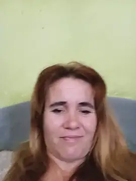 SannyMILF Chat XXX in diretta