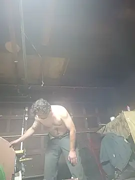 Fuckboyguyman's Live XXX Chat