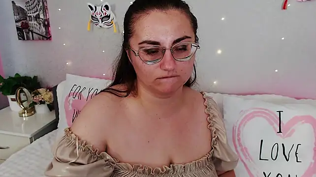 دردشة Bellacohen الجنسية المباشرة