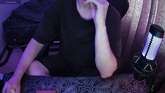 fame_bc 现场XXX聊天