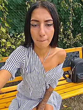 AndreeaMuller's Live XXX Chat