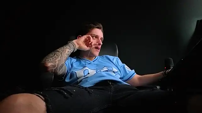 FelixStarkk Live XXX Chat