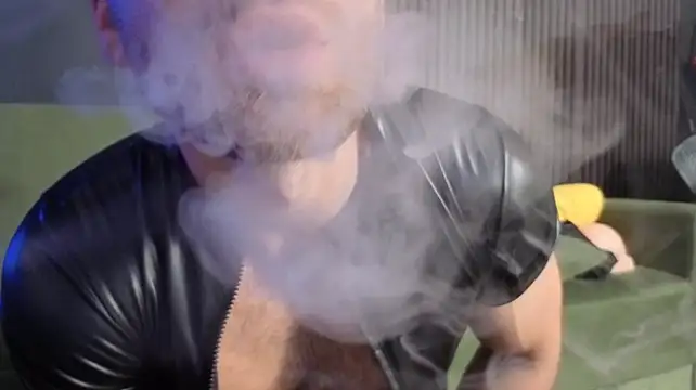 Chatroom XXX en direct de damongold
