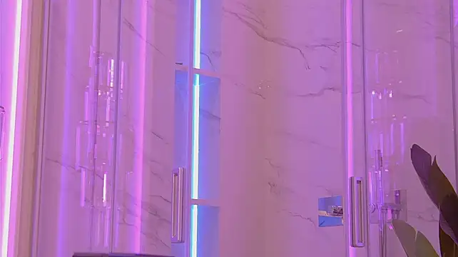LizaMoon__のライブXXXチャット
