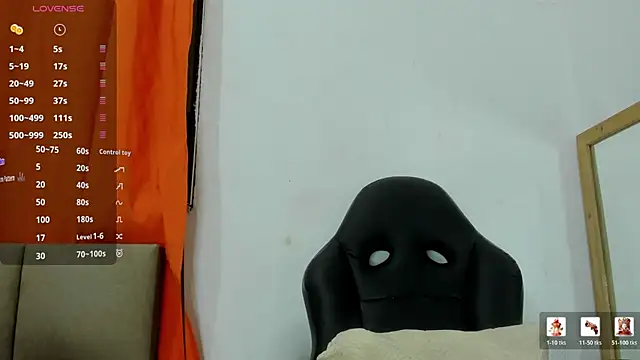 Chat XXX en directo de lilybaudyn_