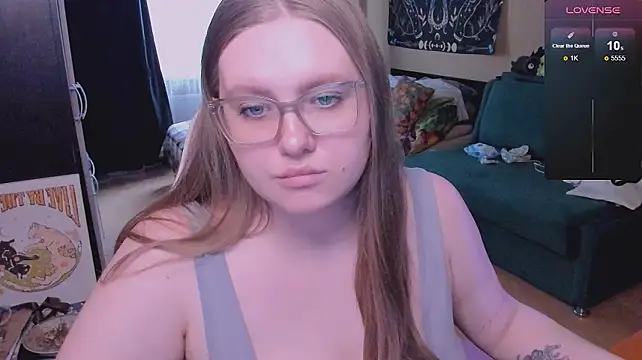 Chat XXX en directo de Alice_Dreamgirl_