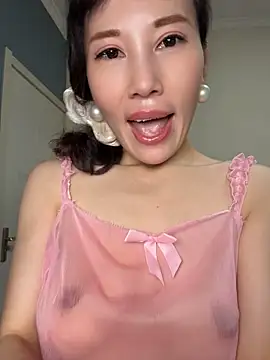 xiaotaotutu103 在線直播表演