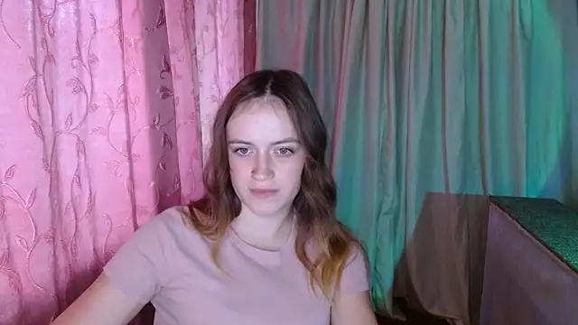 ElinaStar00's Live XXX Chat