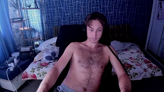 XXX chat uživo modela CuteBoy228