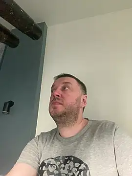 XXX chat uživo modela DorianJeday