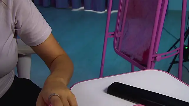 دردشة PollyLanders الجنسية المباشرة