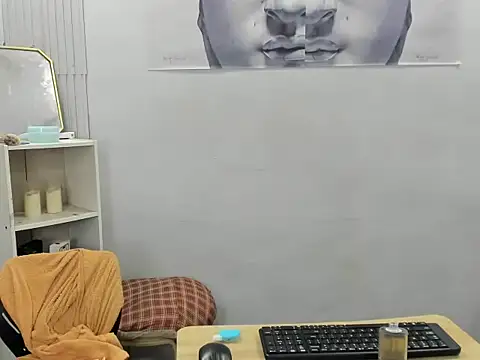 AsianPinayBigBusty's Live XXX Chat