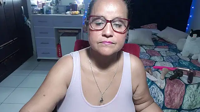 Chat XXX en directo de pervert_mommy_