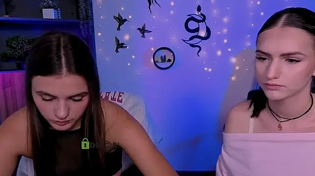 lisa_dark_'s Live XXX Chat