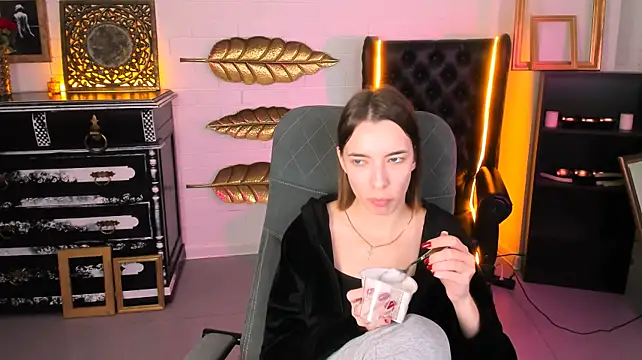 ElzaMadison Chat XXX live