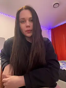 Marylallka5 Adlı Modelin Canlı XXX Sohbeti
