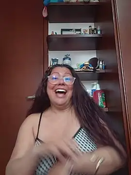 Онлайн чат XXX EmmaJhomson