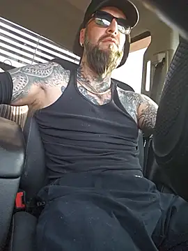 Beardedtattood 即時 XXX 聊天