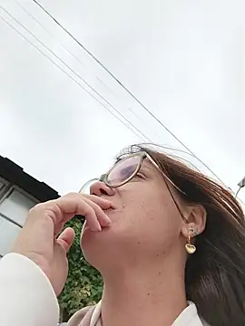 צ'אט XXX בשידור חי של Diamond_Monna