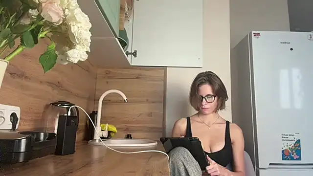 XXX chat uživo modela CharoletteBoesch
