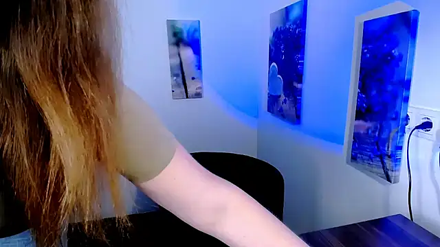 Lizzy_Love 现场XXX聊天