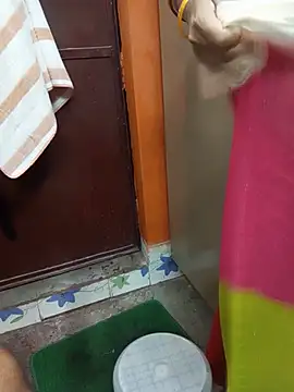 Manjudear's Live XXX Chat
