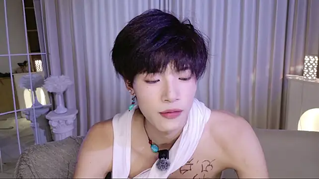 RenZeng Live XXX Chat