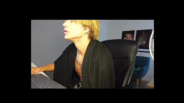 Chat XXX en directo de Denis_Wu
