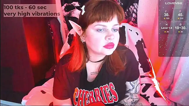 XXX chat uživo modela missmayaqueen