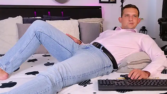 XXX chat uživo modela Jimmy_Doss