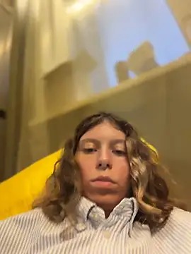 Chat +18 de RinaMood ao vivo