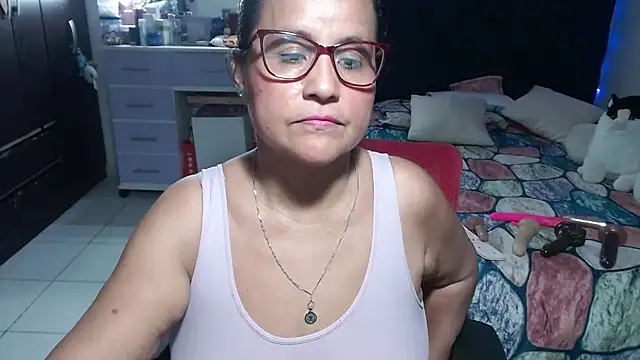 XXX chat uživo modela pervert_mommy_