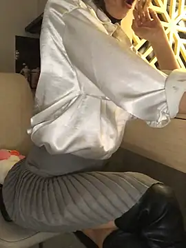 Writhing_First's Live XXX Chat