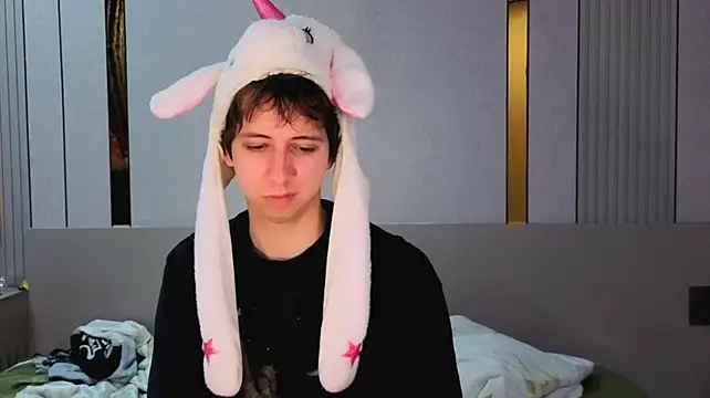 Timothy_Fox Chat XXX in diretta