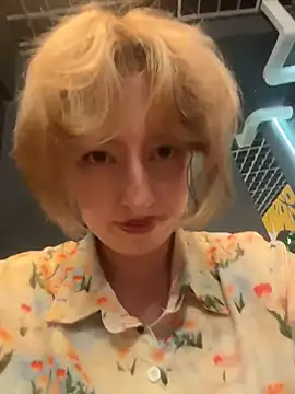 RonnieKissのライブXXXチャット